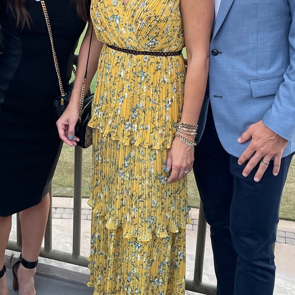 Lulus Dress - Picture 2 of 6